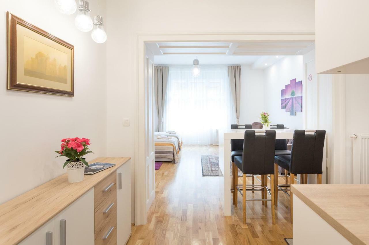 City Center Apartments Загреб Экстерьер фото
